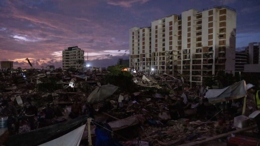 Venezuela'daki depremlerde can kaybı 5 bin 398'e yükseldi haber görseli