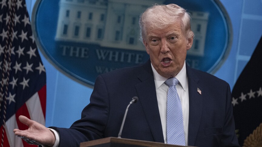 Trump'tan Google cezası sonrası AB'ye tarife tehdidi haber görseli