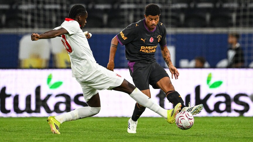 Galatasaray hazırlık maçında Monza'ya 2-0 mağlup oldu haber görseli