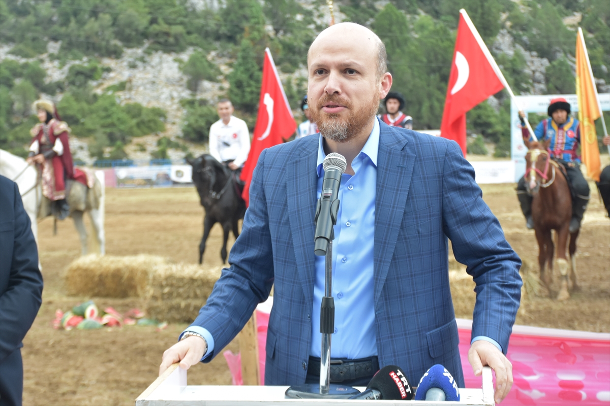 "Kökbörü Müsabakaları ve Geleneksel Atlı Spor Gösterileri" yapıldı 1 "Kökbörü Müsabakaları ve Geleneksel Atlı Spor Gösterileri" yapıldı