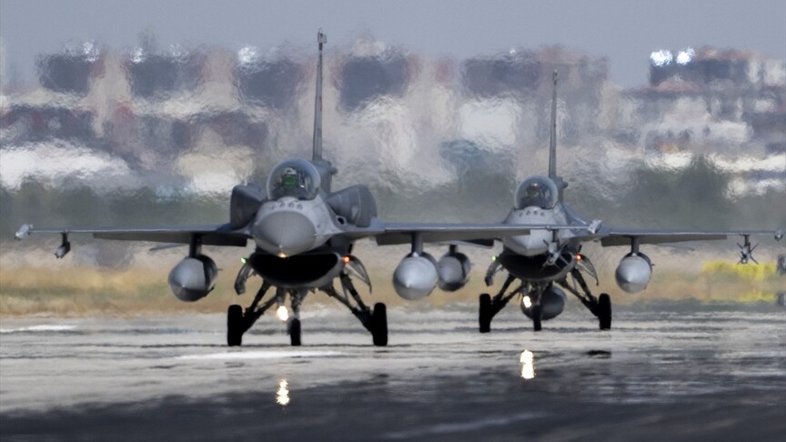 Türk F-16'ları Baltık semalarında 7/24 alarm görevinde olacak haber görseli