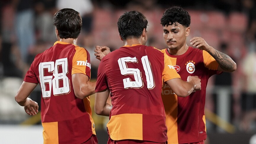 Galatasaray, hazırlık maçında yarın İtalya ekibi Venezia ile karşılaşacak haber görseli