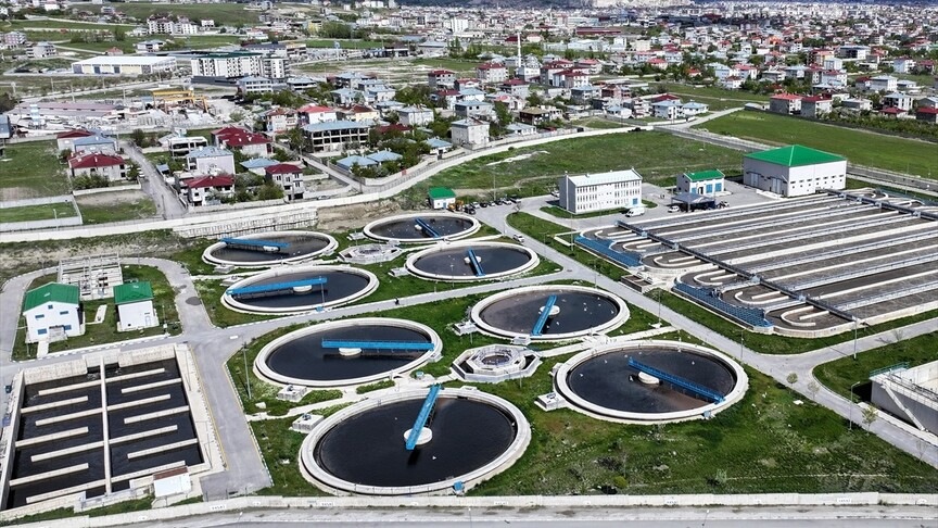 Van'da yenilenebilir enerji kaynaklarından ekonomiye yılda yaklaşık 1,5 milyar liralık katkı haber görseli