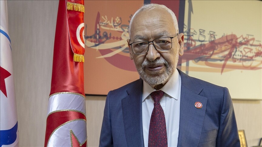 Tunus'ta Nahda lideri Gannuşi tedavisinin ardından yeniden cezaevine gönderildi haber görseli