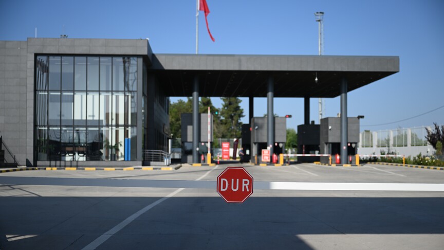 Yunanistan'daki grev nedeniyle araçlar Kapıkule'ye yönlendirildi haber görseli