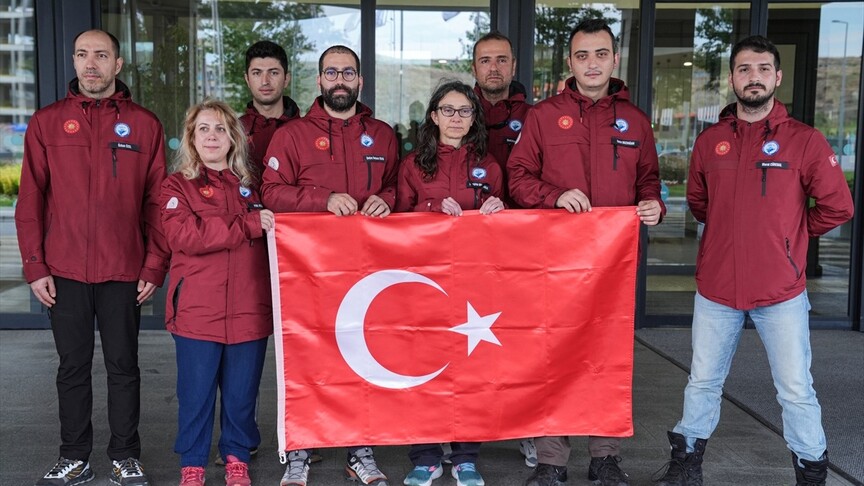 6. Ulusal Arktik Bilimsel Araştırma Seferi sona erdi haber görseli