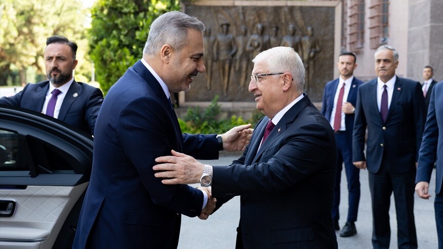 Dışişleri Bakanı Fidan, Milli Savunma Bakanı Güler ile Ankara'da görüştü haber görseli