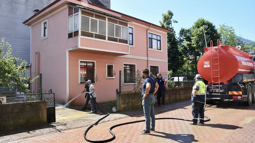 Kastamonu'da su baskınının ardından ekiplerin çalışması sürüyor haber görseli