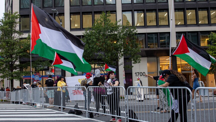 Demonstran pro-Palestina protes kunjungan Netanyahu ke Washington