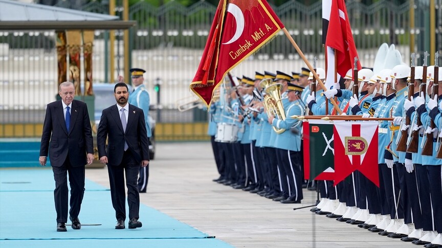 Cumhurbaşkanı Erdoğan, Irak Başbakanı Zeydi'yi resmi törenle karşıladı haber görseli