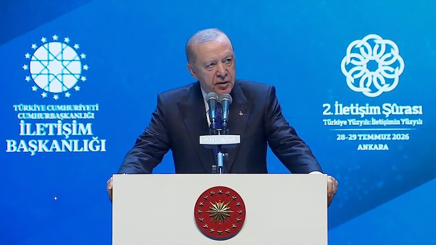 Cumhurbaşkanı Recep Tayyip Erdoğan konuşurken çekilmiş bir fotoğrafı.