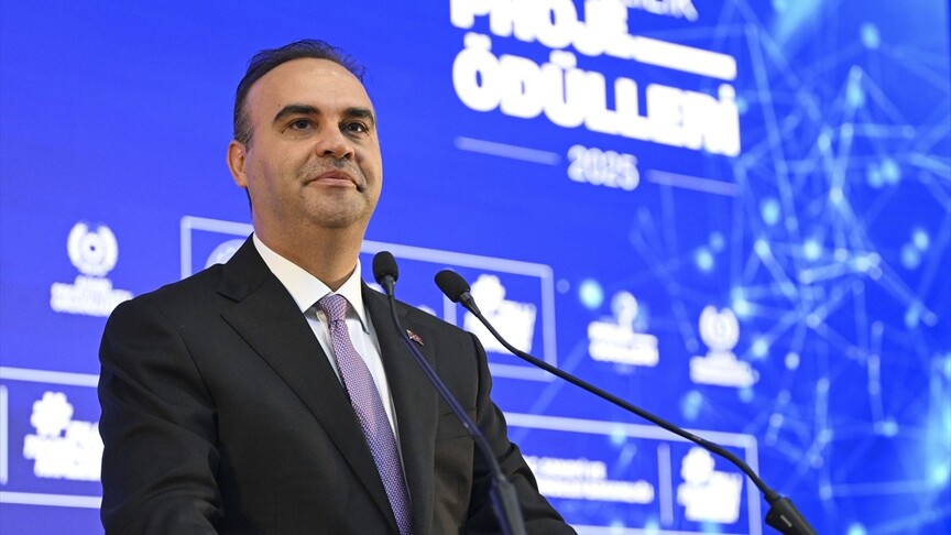 Bakan Kacır: 'Verimlilik Proje Ödülleri' ile verimliliği artıran yenilikçi uygulamaları görünür kıldık haber görseli