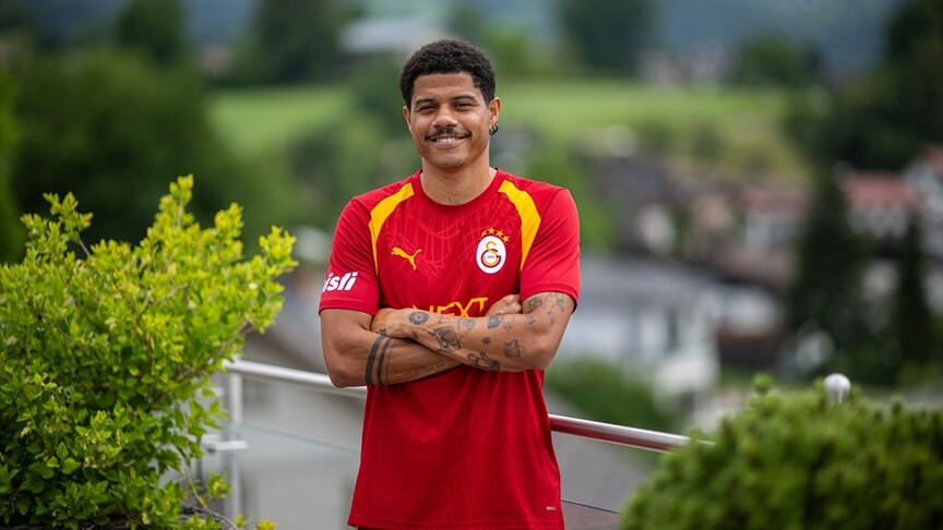 Galatasaraylı futbolcu Gabriel Sara'nın hayali İngiltere Premier Lig'de oynamak haber görseli