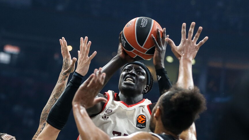 Mültecilikten NBA'ye uzanan örnek hayat haber görseli