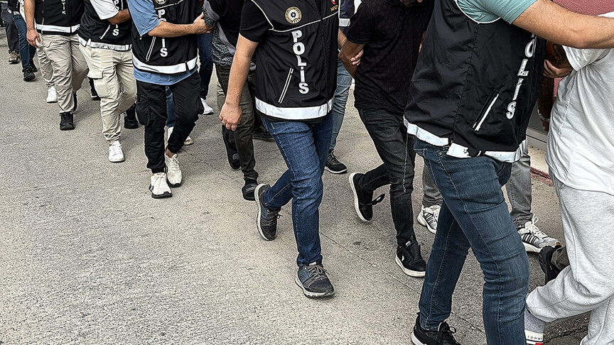 İçişleri Bakanı Ali Yerlikaya'nın açıklaması sırasında çekilmiş bir fotoğraf