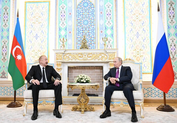 Presidenti rus dhe ai azerbajxhanas diskutojnë për marrëdhëniet dypalëshe