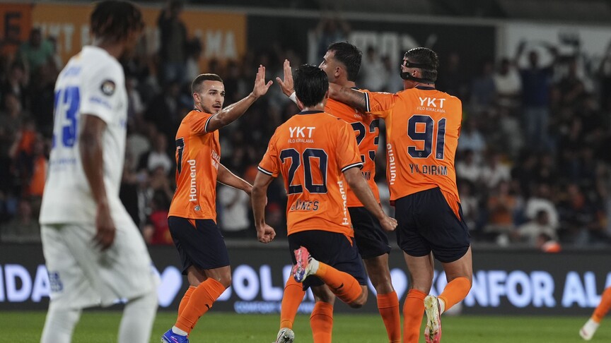 İstanbul Başakşehir, UEFA Konferans Ligi'nde tur için sahaya çıkacak haber görseli
