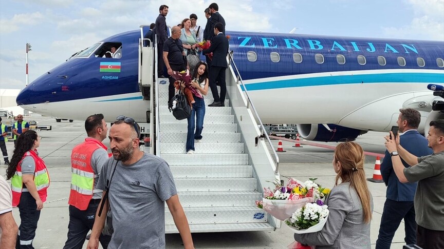 Bakü ile Kars arasında direkt uçak seferleri başladı haber görseli