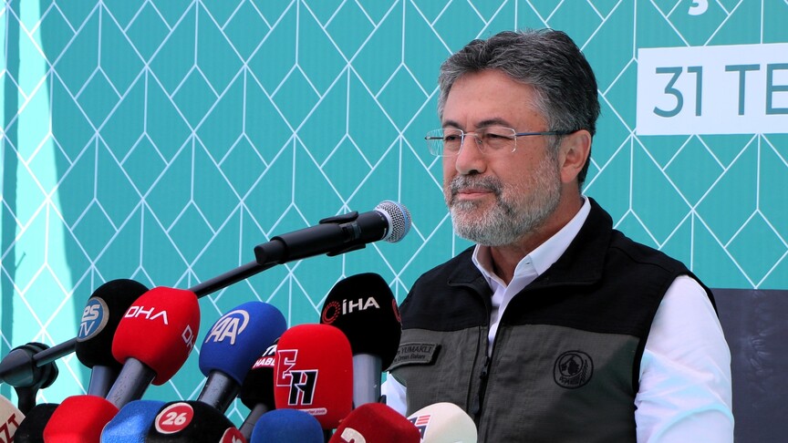 Bakan Yumaklı: Son 3 günde ülke genelinde 218 yangına müdahale edildi haber görseli