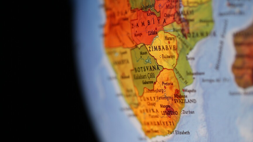 Afrika'da kadınların parlamentodaki temsil oranı artarken karar alma mekanizmalarındaki eşitsizlik sürüyor haber görseli