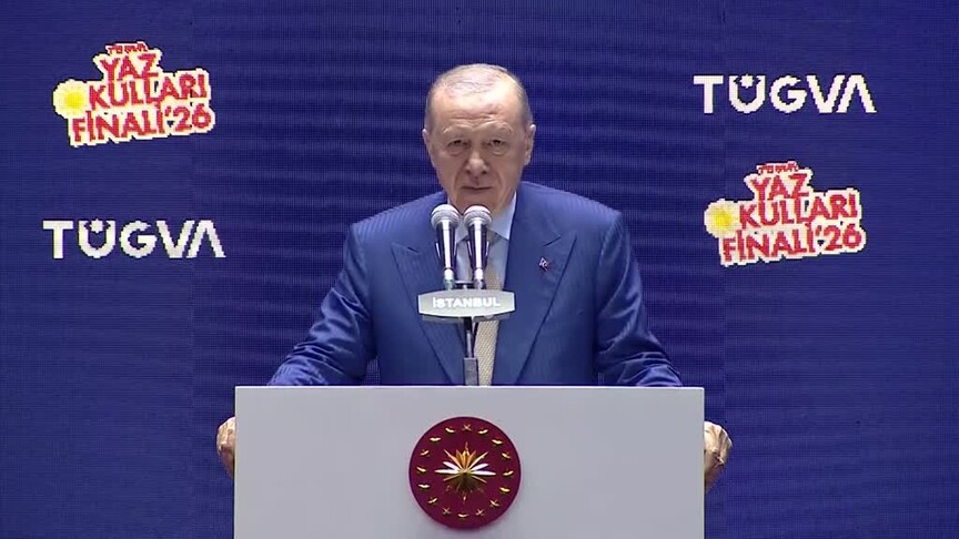 Cumhurbaşkanı Erdoğan: Gençlerimizin en iyi şekilde yetişmesi için tüm gücümüzle çalışıyoruz