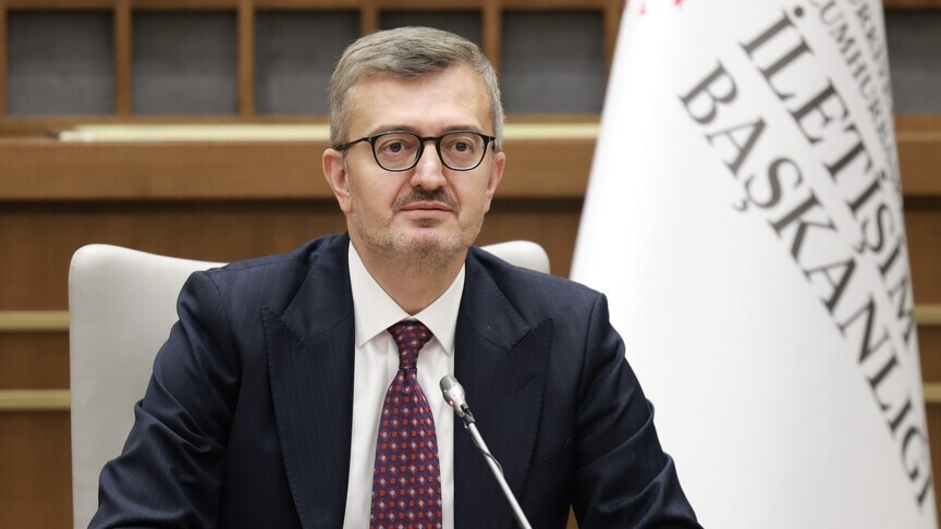 İletişim Başkanı Duran'dan 15 Temmuz suikast timindeki FETÖ mensubunun yakalanmasına ilişkin açıklama haber görseli