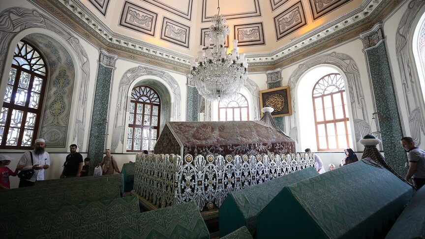 Cesareti, askeri dehası ve adaletiyle tarihe yön veren, cihan devletinin kurucusu: Osman Gazi haber görseli