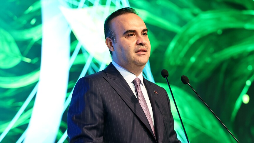 Bakan Kacır: Türkiye, üretim ve ihracat odaklı kalkınma yolculuğunda kararlılıkla ilerliyor haber görseli