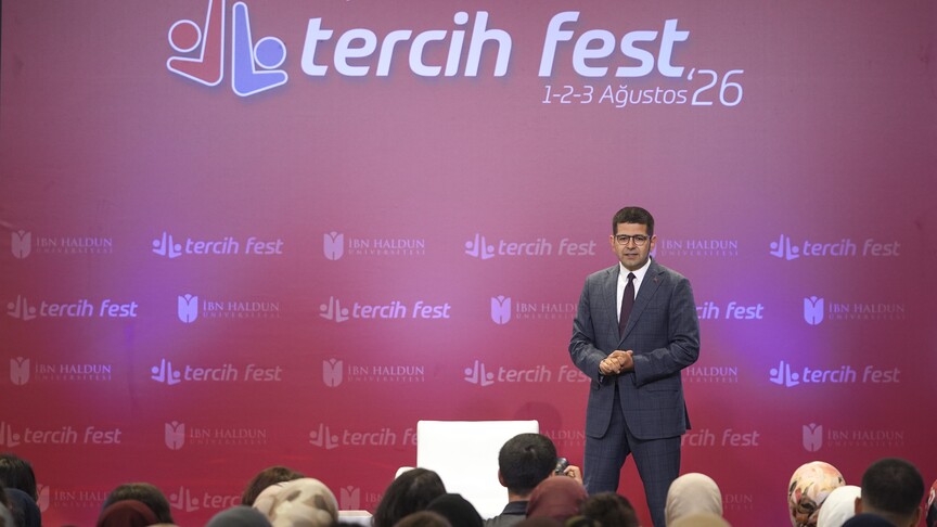 Cumhurbaşkanlığı Yatırım ve Finans Ofisi Başkanı Dağlıoğlu TercihFest'26'da aday öğrencilerle buluştu haber görseli