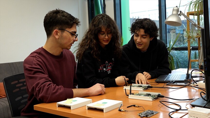 Üniversitelerdeki siber güvenlik programları "dijital sınırların koruyucularını" yetiştiriyor haber görseli