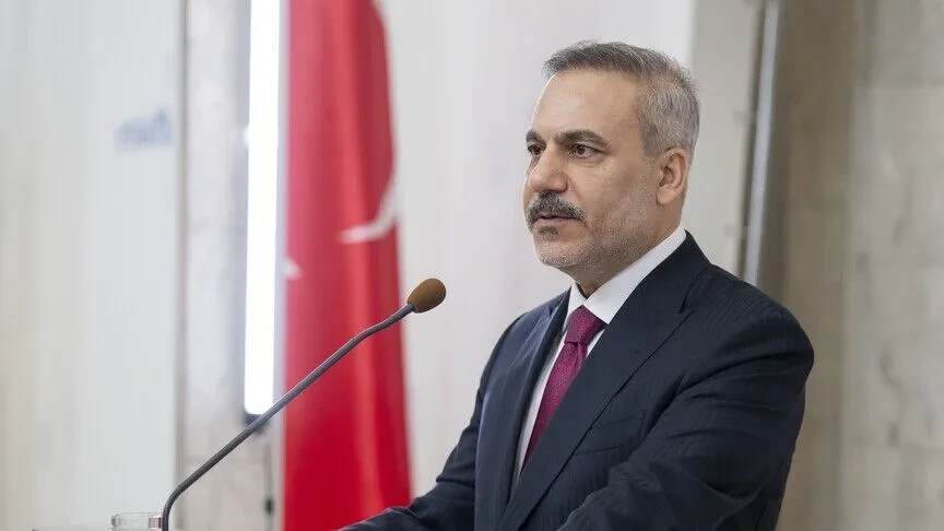 Kryediplomati turk dhe homologu i tij britanik diskutuan për Gazën dhe Ukrainën në një bisedë telefonike