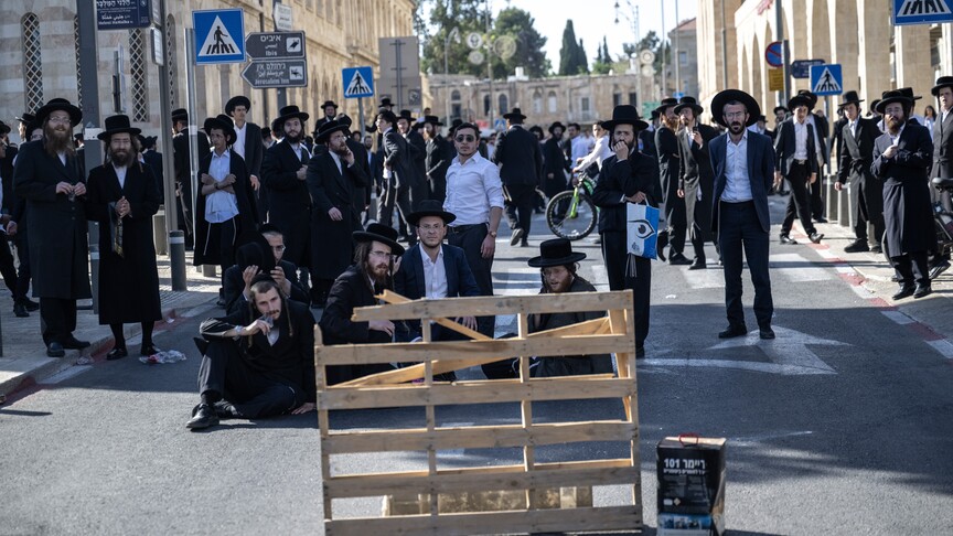 Dozens of Ultra-Orthodox Jews Block Jerusalem Roads to Protest Military Draft