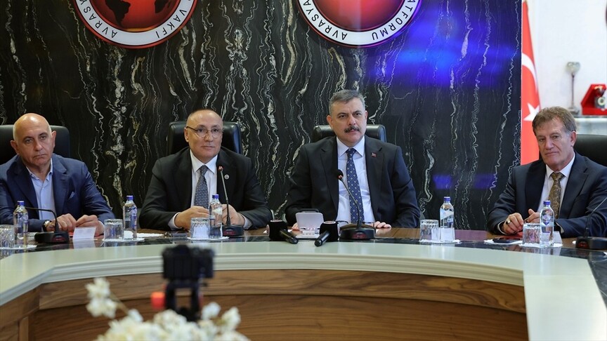 Bakan Çiftçi: Suç çetelerinin büyük bir kısmını sene sonuna kadar eylem yapamaz hale getireceğiz haber görseli