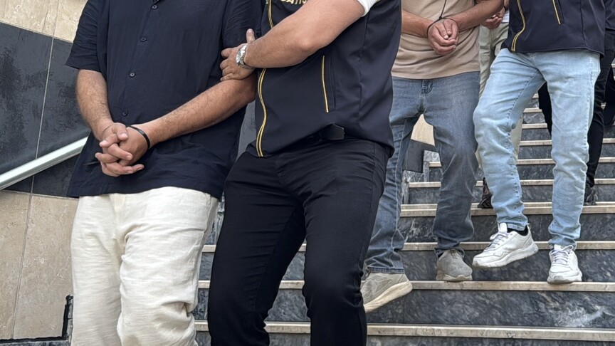 Haksız Türk vatandaşlığı kazandırdığı tespit edilen suç örgütüne operasyon haber görseli