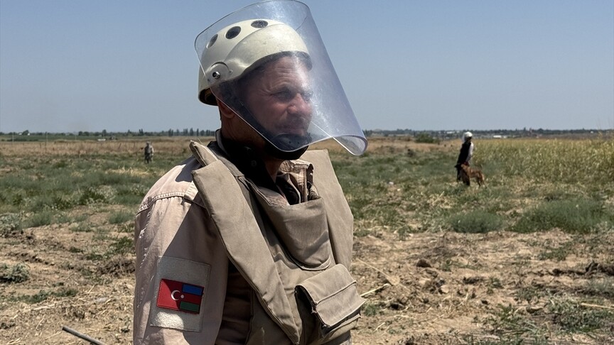 Türk basın mensupları, Karabağ'da mayın temizleme sahasını ve Ağdam'ı ziyaret etti