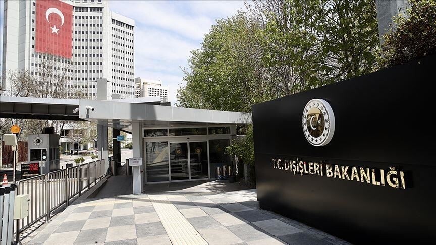 Türkiye, Karadeniz'de saldırıya uğrayan gemilerdeki Türk vatandaşlarının durumunu yakından takip ediyor haber görseli
