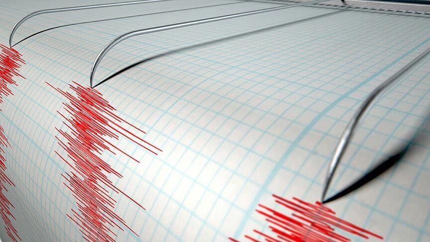Filipinler açıklarında 6,3 büyüklüğünde deprem haber görseli