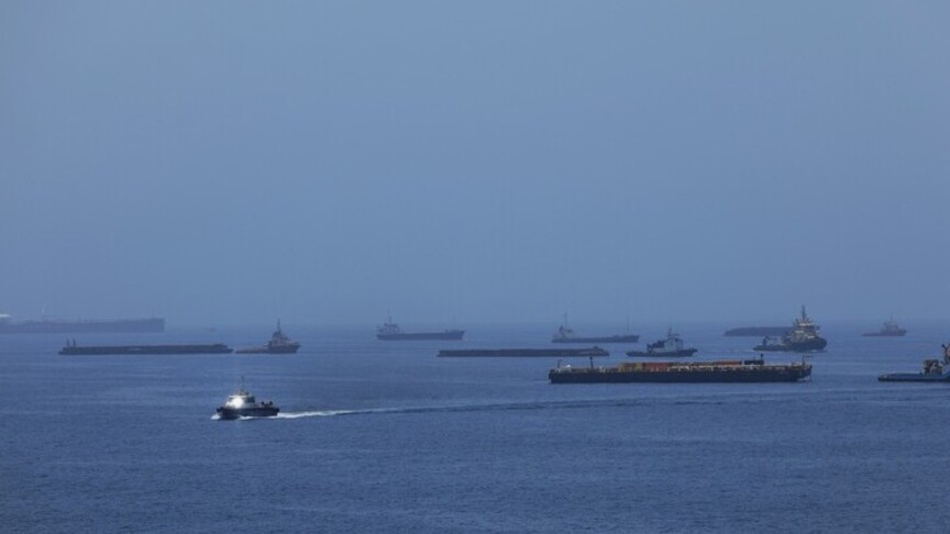Un accord Iran-Oman sur la navigation ne rouvrirait pas immédiatement le détroit d'Ormuz, selon un média d'État