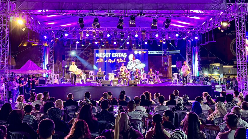 Türkü ve bozlak sevenler "2. Neşet Ertaş Kültür ve Müzik Festivali"nde buluşacak haber görseli