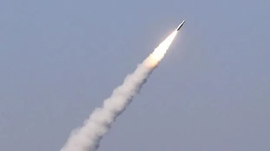 Rusia  Raketa e lundrimit Kalibr godet me sukses objektivin gjatë lëshimit provë