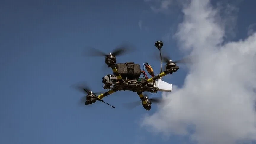 Marinsat amerikanë kryen stërvitjet e para me dronë FPV me zjarr të vërtetë në Korenë e Jugut