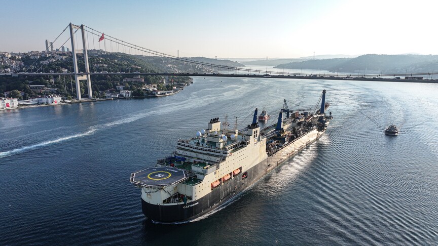 İstanbul Boğazı'ndan yılın ilk yarısında 19 bin 277 gemi geçti haber görseli