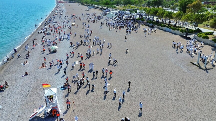 Antalya'da "Mavi Akdeniz" için koruma kalkanı oluşturuldu haber görseli