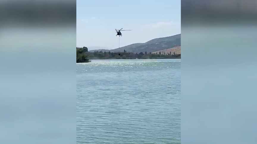 Adıyaman'da çıkan orman yangınına müdahale ediliyor haber görseli