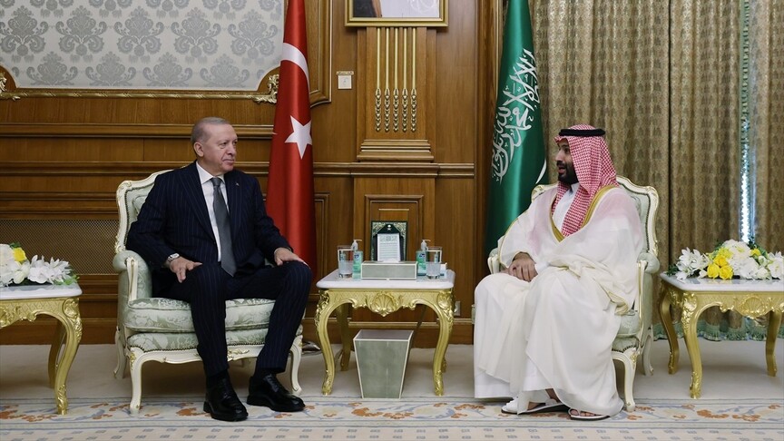 Cumhurbaşkanı Erdoğan, Suudi Arabistan Veliaht Prensi Bin Selman ile bir araya geldi haber görseli