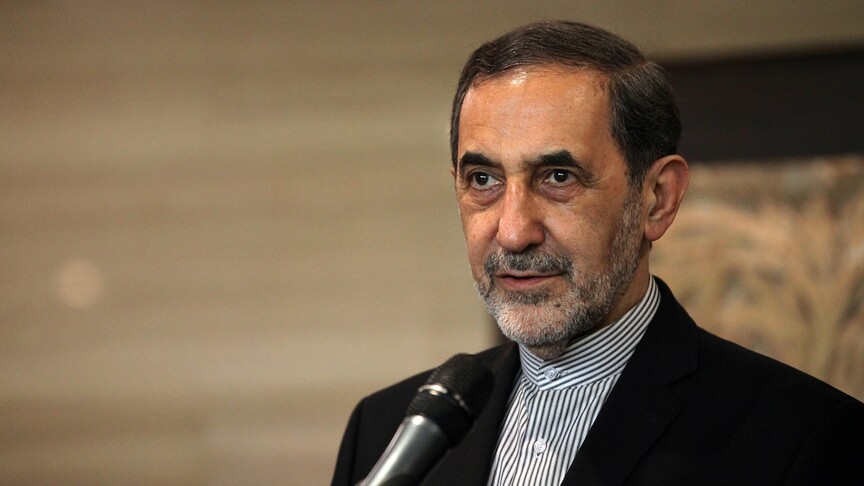 مشاور رهبر ایران می گوید «نیروهای خارجی» باید منطقه را ترک کنند