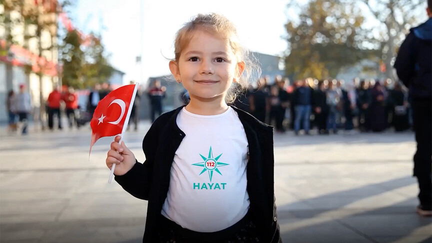 İçişleri Bakanı Çiftçi "HAYAT 112 Acil" mobil uygulamasının kamu spotunu paylaştı