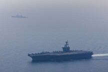 ABD askerlerinin aileleri, Hürmüz'de görevli USS Abraham Lincoln uçak gemisindeki koşullardan şikayetçi
