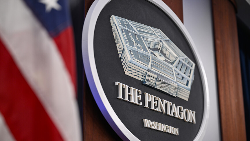 Pentagon'un, İran'la savaşta azalan mühimmat stoku için savunma şirketlerinden hızlanmalarını istediği bildirildi haber görseli