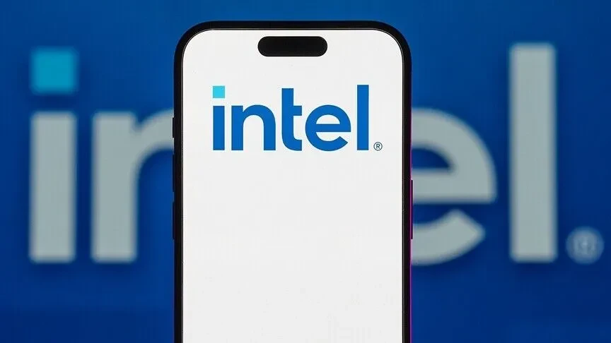  Intel  planifikon ofertë aksionesh prej 15 miliardë dollarësh për të financuar zgjerimin e IA së